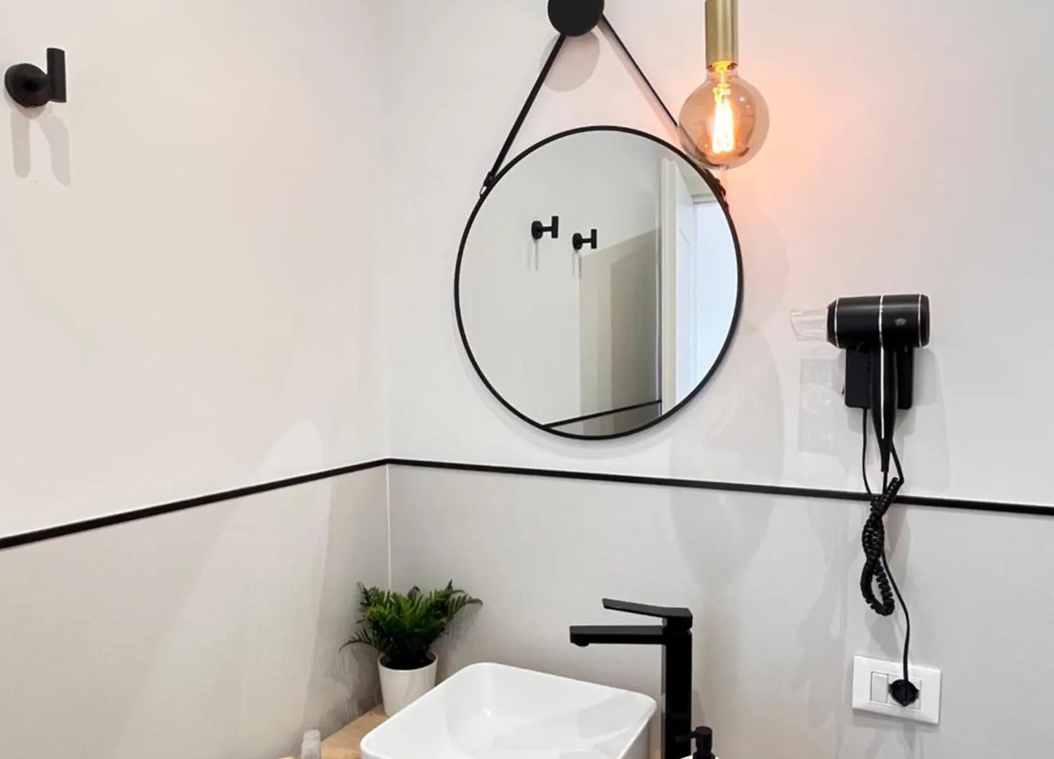 פלרמו Valguarnera Suites & Apartments 0*,  איטליה