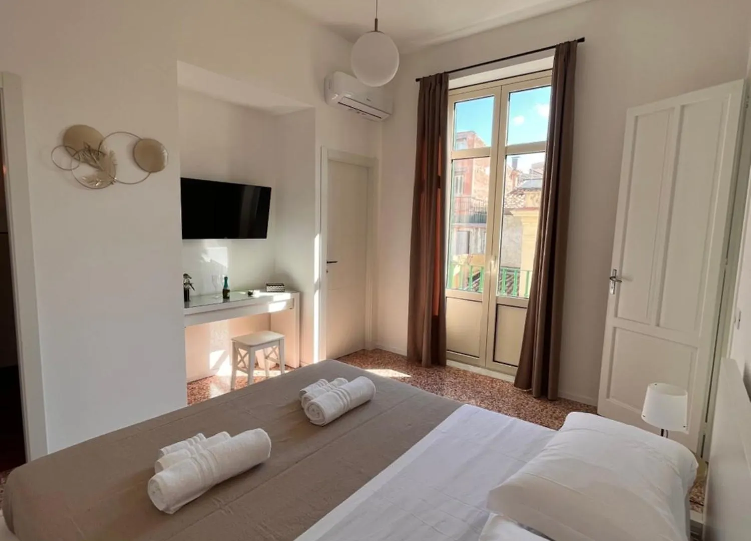 פלרמו Valguarnera Suites & Apartments