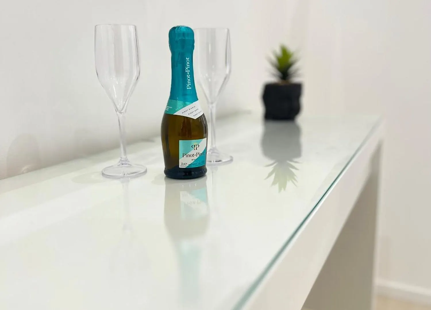 לינה וארוחת בוקר פלרמו Valguarnera Suites & Apartments איטליה